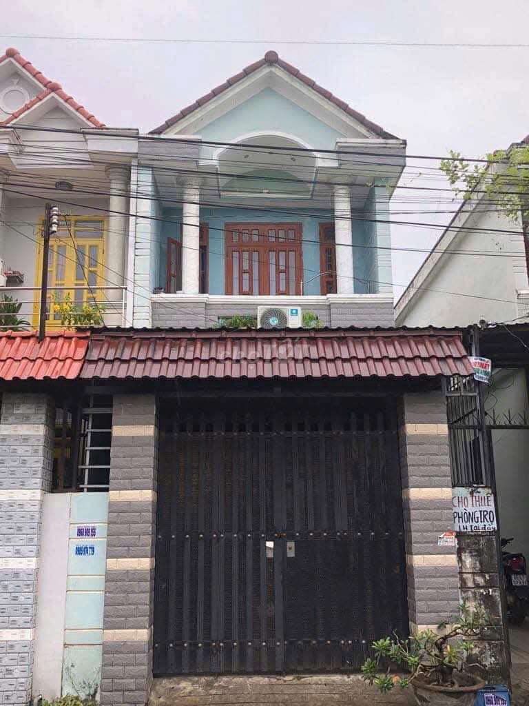 Modern 2-Bedroom Townhouse with Parking in Di An