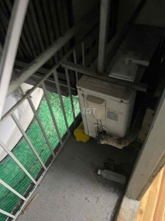 Nguyen Khoai Street Rental - 1 Bedroom Townhouse near Amenities