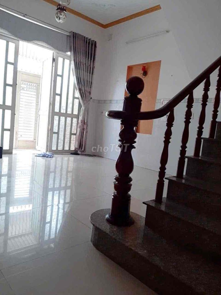 Modern Two-Bedroom House Near Di An Market