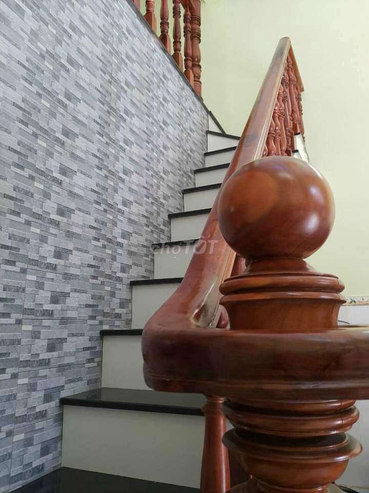 2-Bedroom House with Parking in Di An