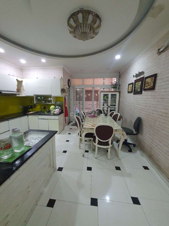 Spacious 5-Bedroom House with Basement on Nguyen Thi Thap Street