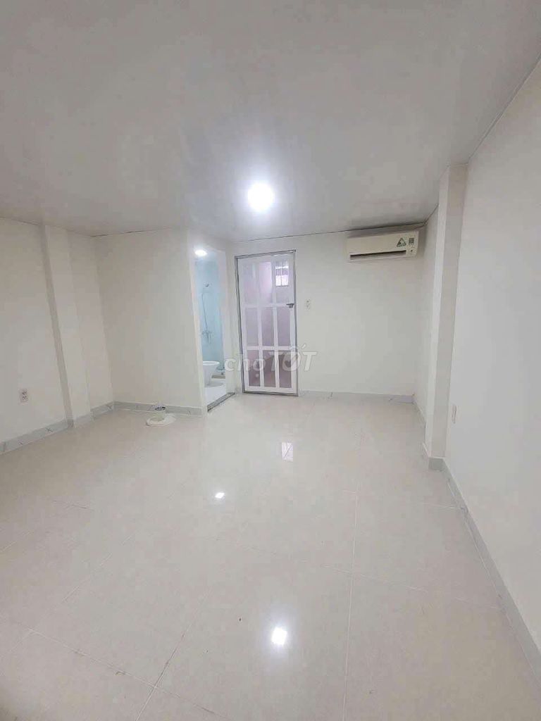 Modern Two-Bedroom House with Car Access
