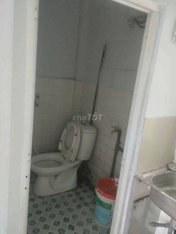 Ground floor + 1st floor house with 1 bedroom near Nơ Trang Long Street