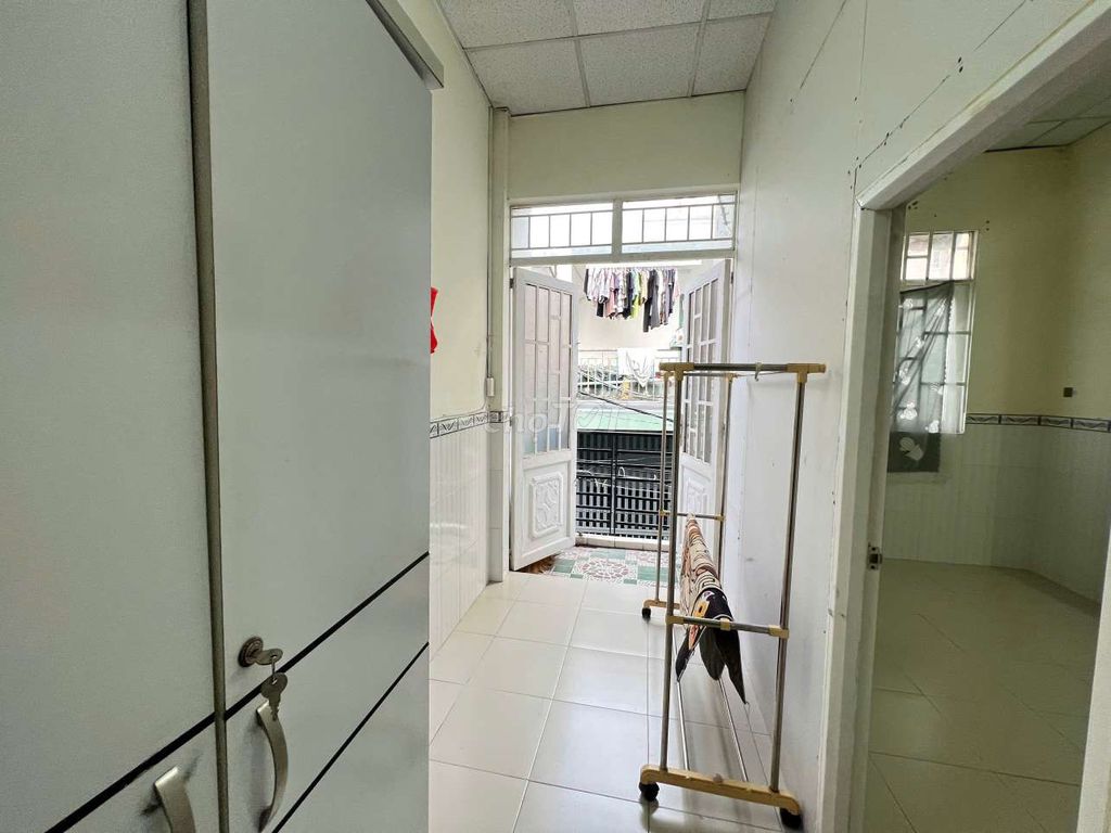 2-Bedroom Townhouse Near Nguyen Huu Canh Street