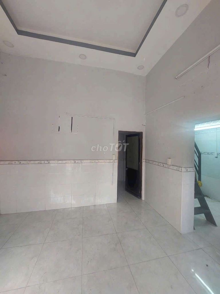 Modern House for Rent near Market and Shops