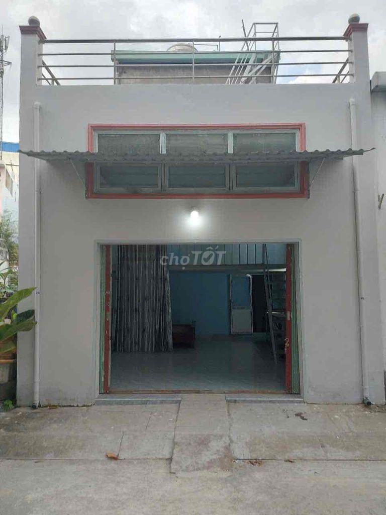 Loft-Style House with Mezzanine, 32m² with Parking