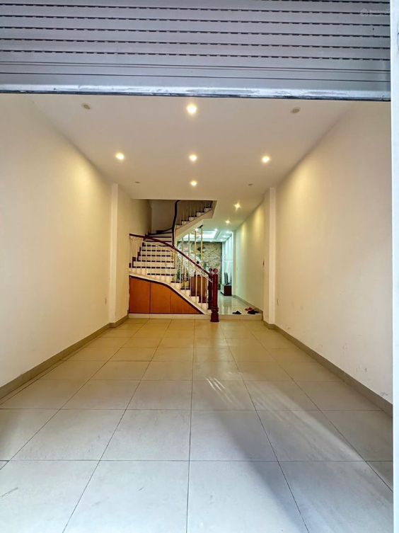 Spacious 5-Story House for Rent at Dong Me, Me Tri - 7 Bedrooms