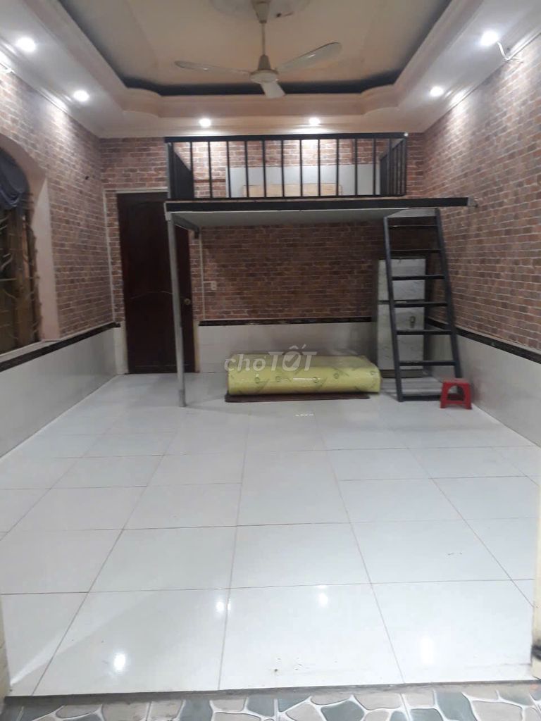 Modern 50m² Loft with Mezzanine in Binh Thanh