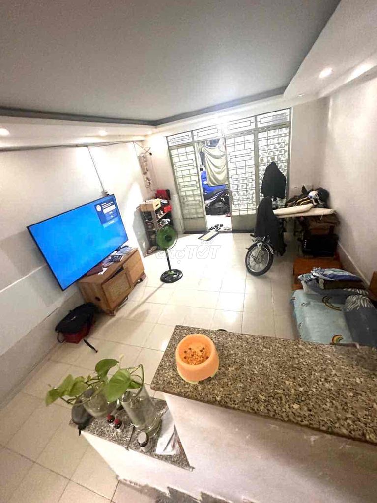 2-Bedroom House with Motorcycle Parking in Binh Thanh