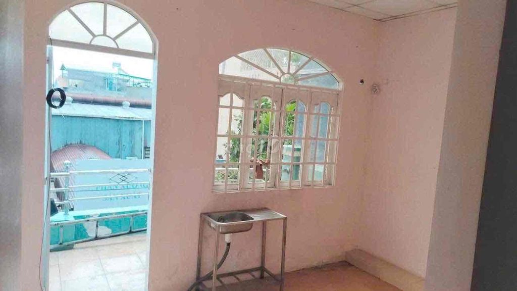 Spacious Commercial Space Near Binh Long Market