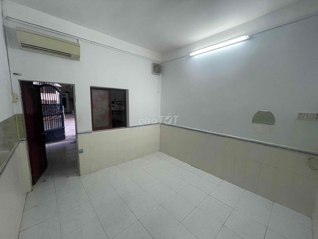 Spacious 25m2 Apartment with Modern Interior