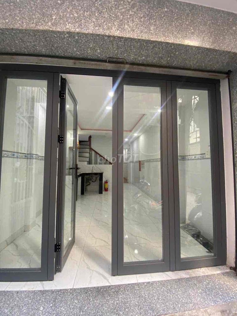 Modern Two-Story House with Three Bedrooms