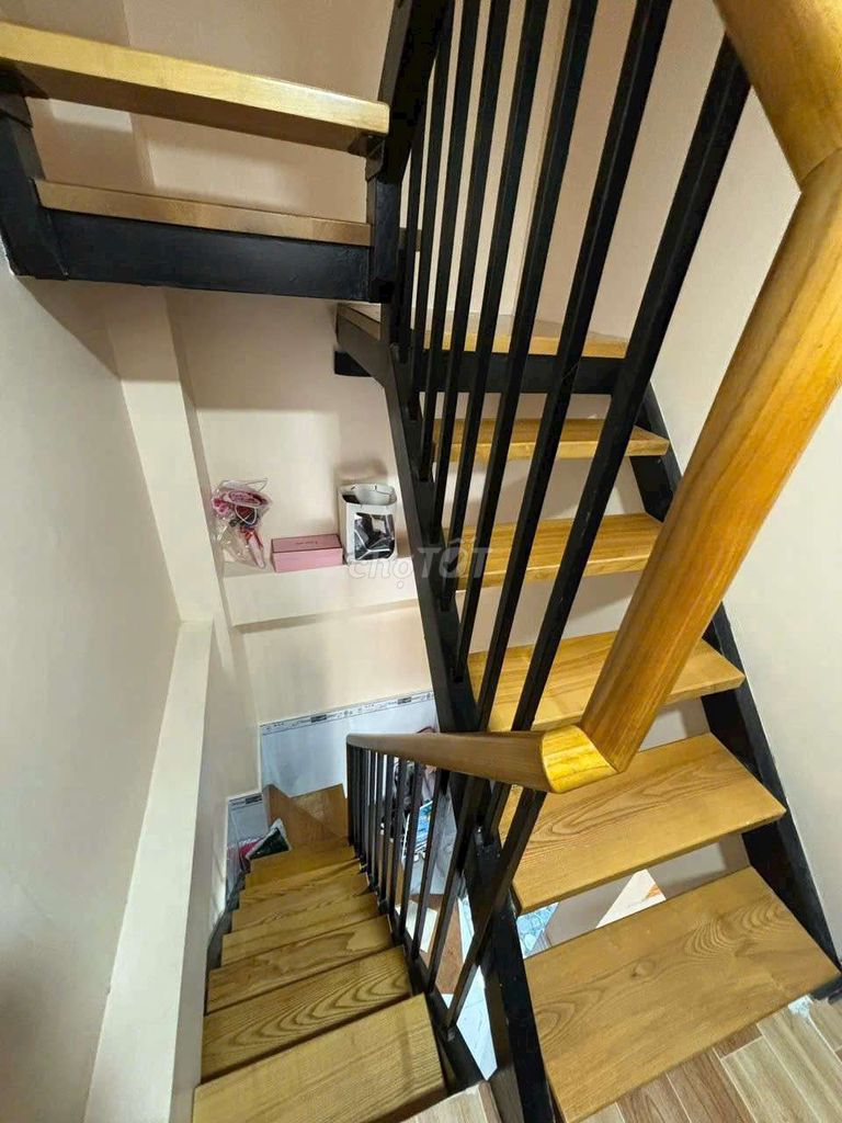 Two-Story House with Car Access in District 5