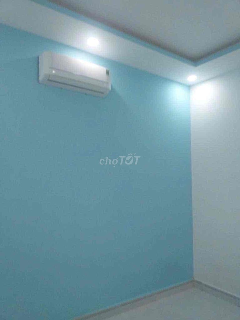 2-Bedroom House Near University Campus