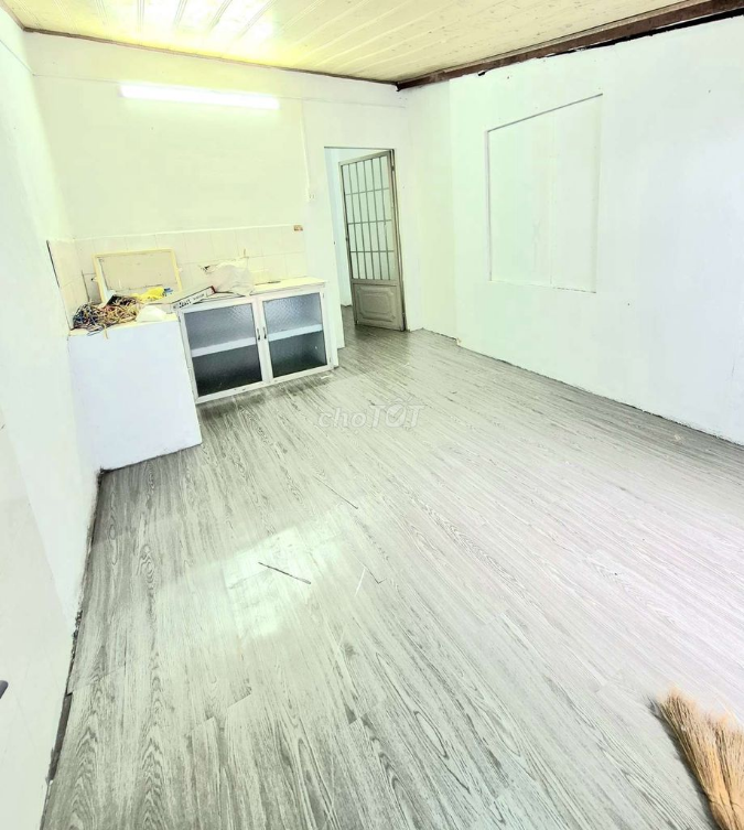 Small 1-Bedroom House with Garden in Dĩ An Area