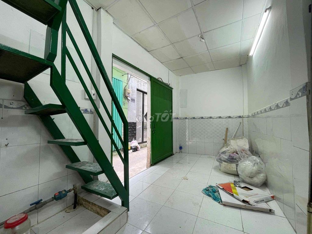 Modern Two-Level House Near Le Thi Rieng Park