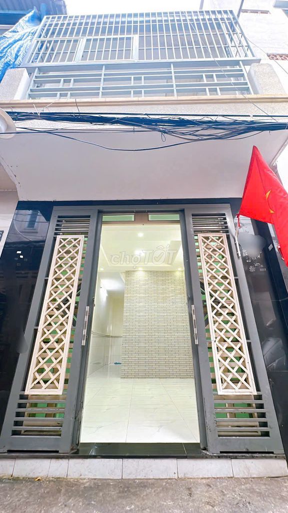 Modern House for Rent in Q4