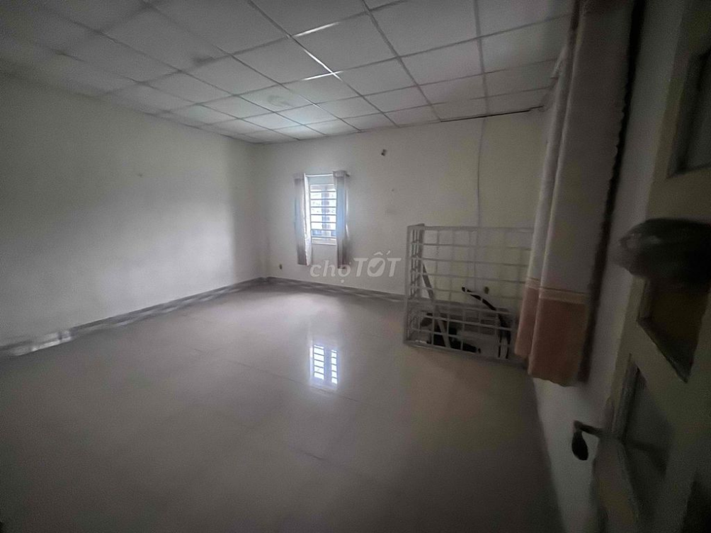Small House with 1 Living Room, Kitchen, Bedroom, and Balcony