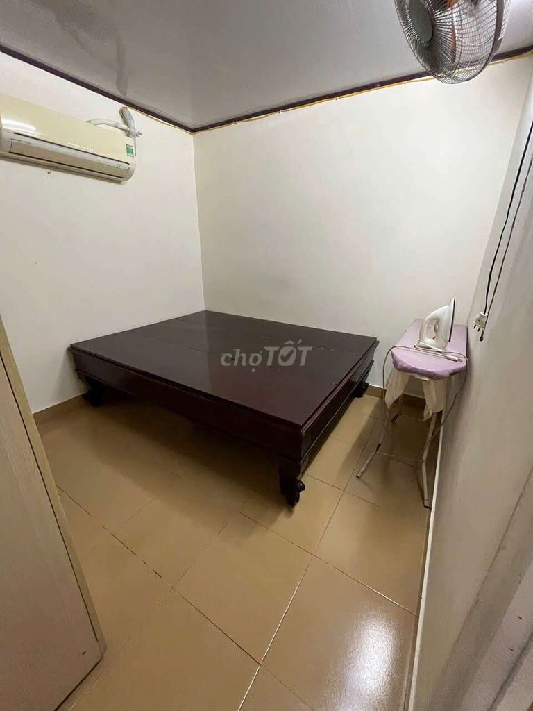 2-Bedroom House with AC near Hoa Binh Market
