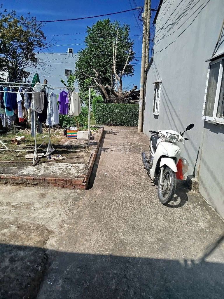 New House Near Trung My Tan Xuan