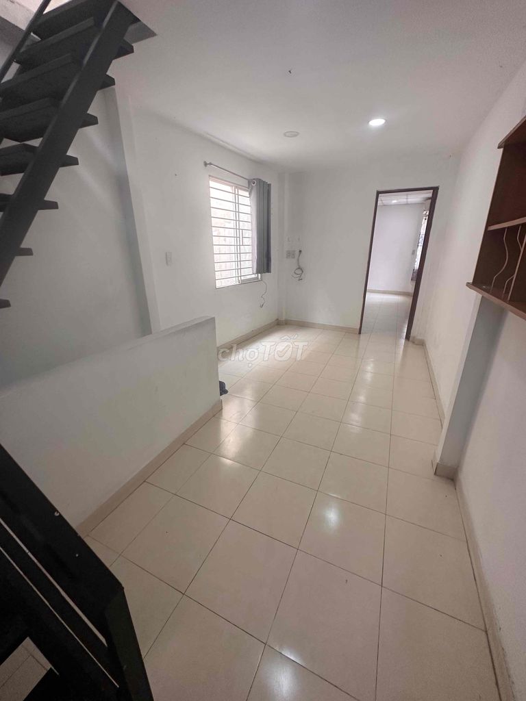 Modern 2-Bedroom House Near Thi Nghe Market