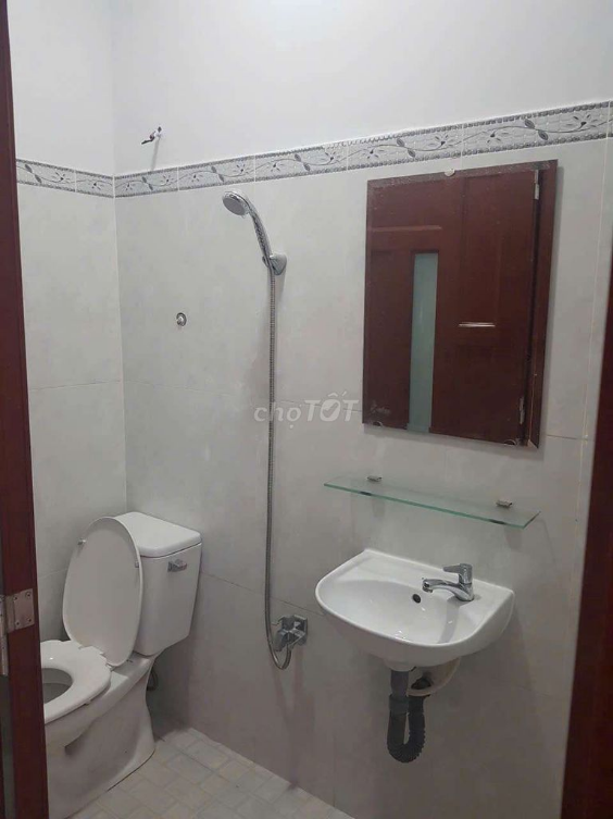 Modern 4x7m House in Phan Dinh Phung, Fully Furnished
