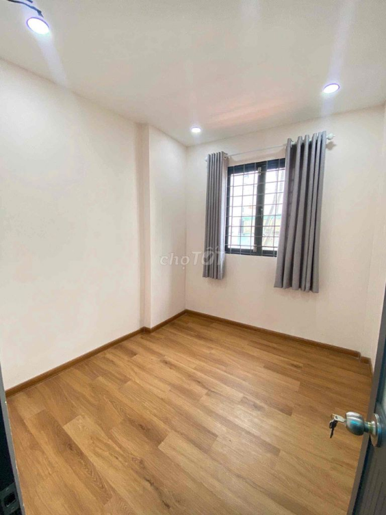 Newly built 2-bedroom house with balcony