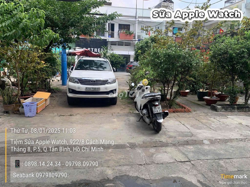 Spacious Business Property with Car Access