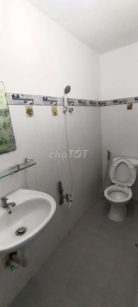 Modern 2BR Townhouse in Thoi An District