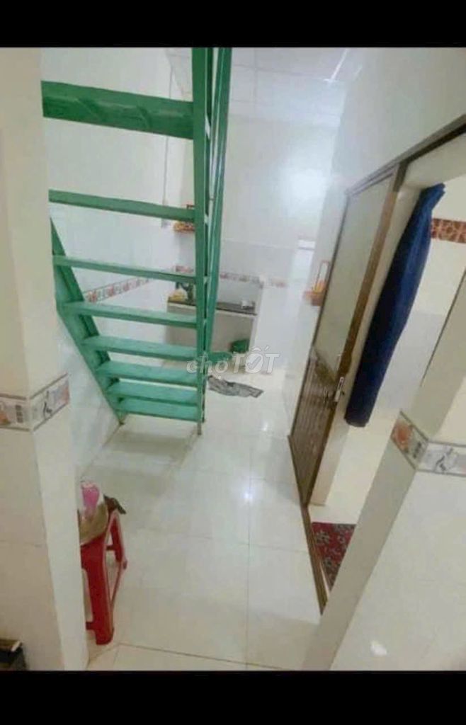 24m² Two-Story House with 3 Bedrooms Q8