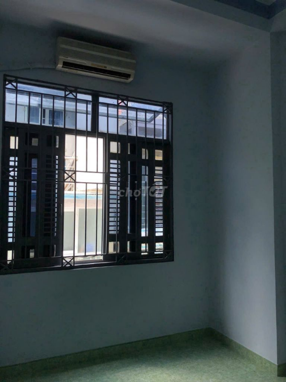 Spacious 2-Bedroom House near Pham Van Hai Market in Tan Binh District
