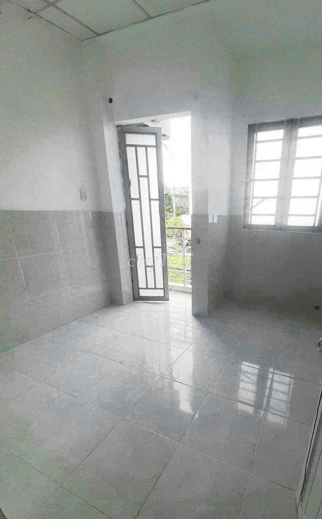 Modern Two-Bedroom House Near Railway Junction