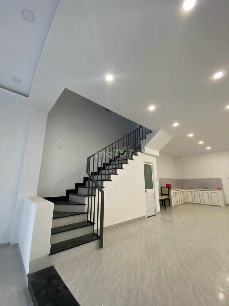 Modern 4-Bedroom Townhouse with Parking in Phuoc Long