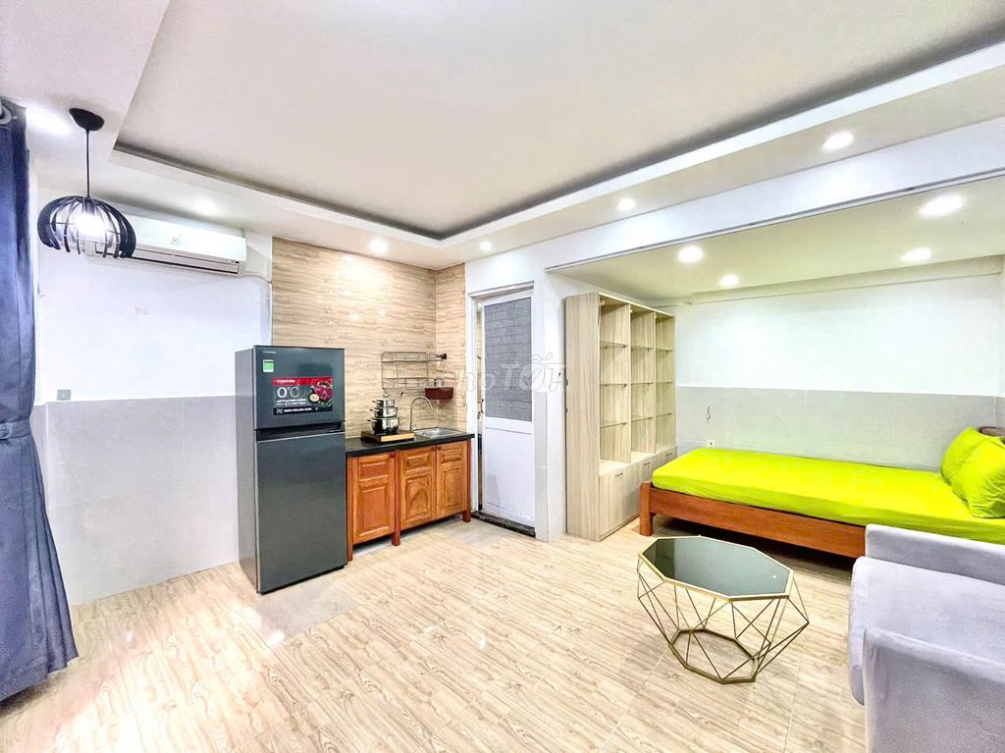 Fully Furnished Studio Apartment in Central Location
