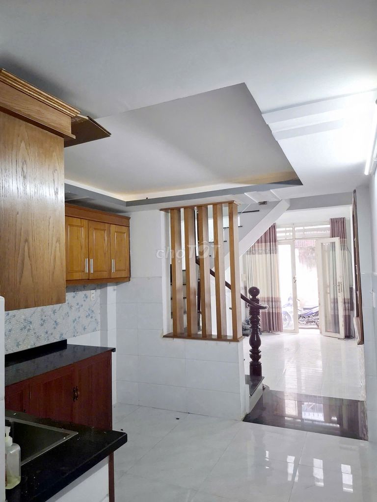 Modern 3-Bedroom House with New Kitchen Go Vap
