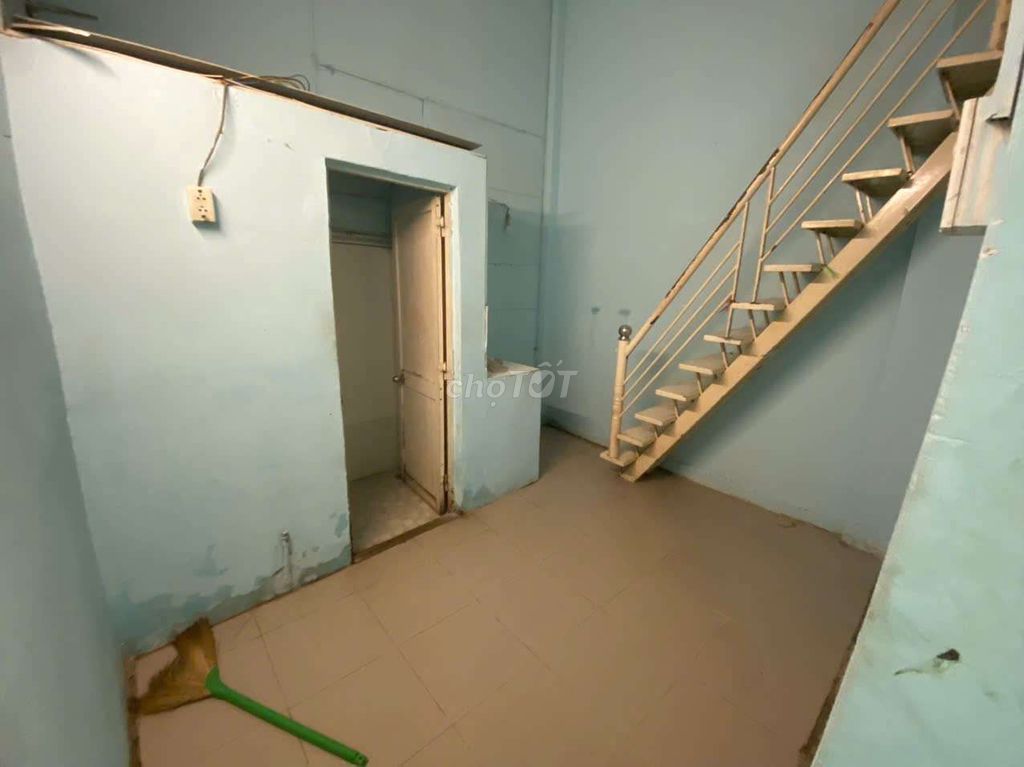 Blue-painted house with 1 bedroom