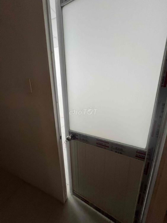 Rental space near Âu Cơ Trường Chinh street in secure neighborhood