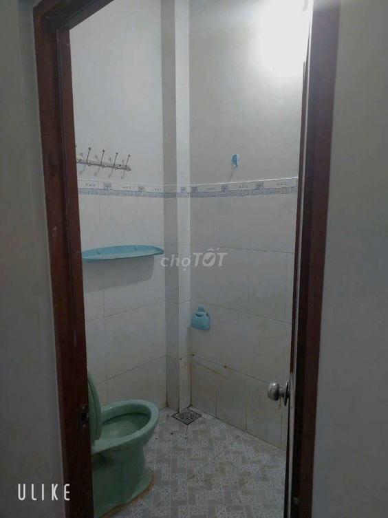 Spacious House for Rent near Busy Residential Area