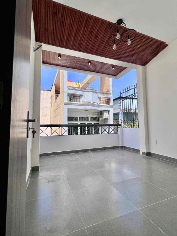 Fully Furnished Townhouse in Phu Nhuan District, 4 Bedrooms