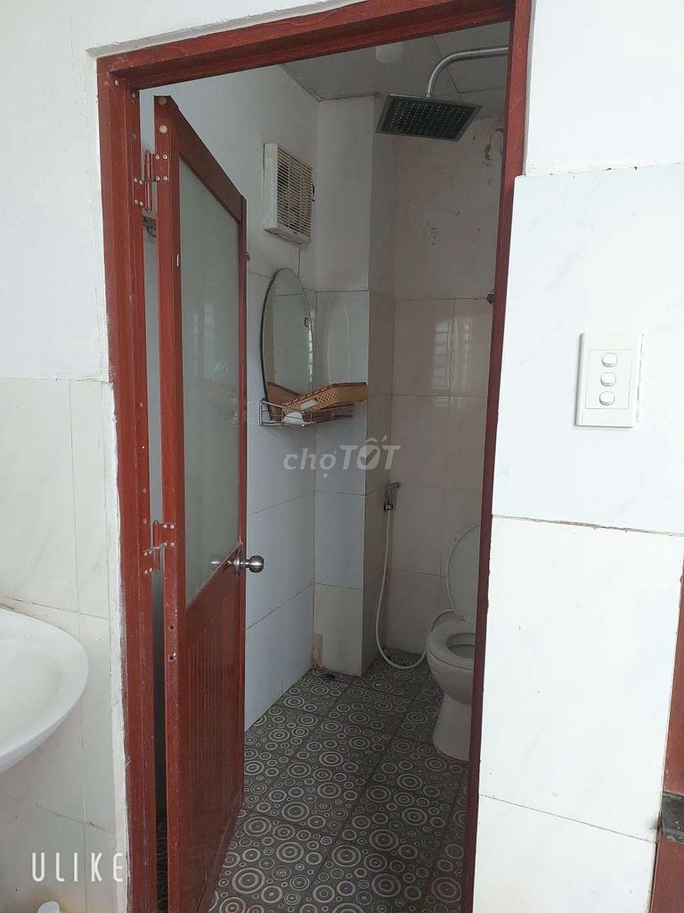 4-bedroom house with 2 bathrooms near Nguyen Van Linh