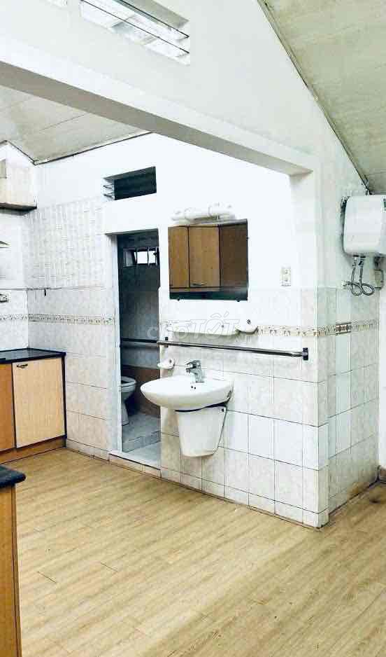 Spacious House Near Thu Duc Intersection