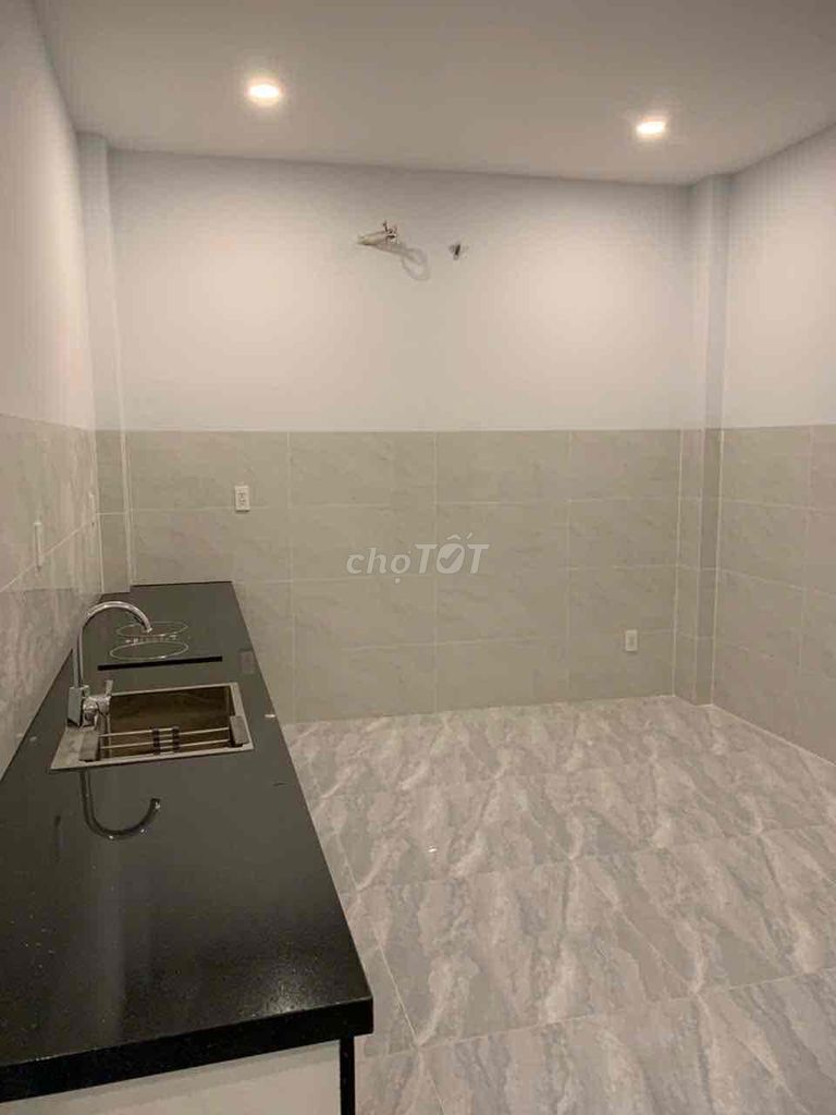 Modern Two-Bedroom House Near Tan Lap Market