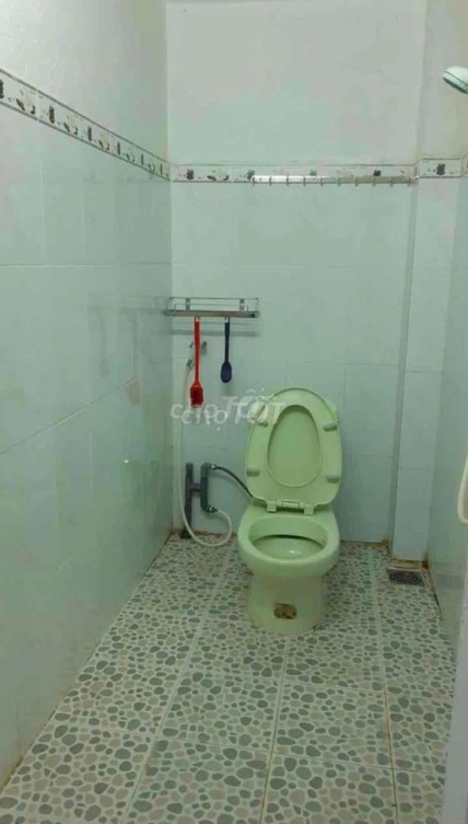 Hiep Binh базарының жанындағы 4м x 10м бір қабатты үй