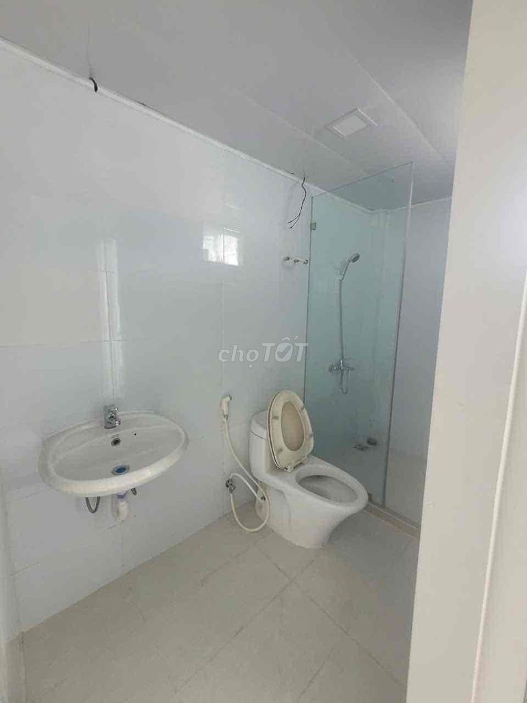 Modern Townhouse with Parking in Nha Be