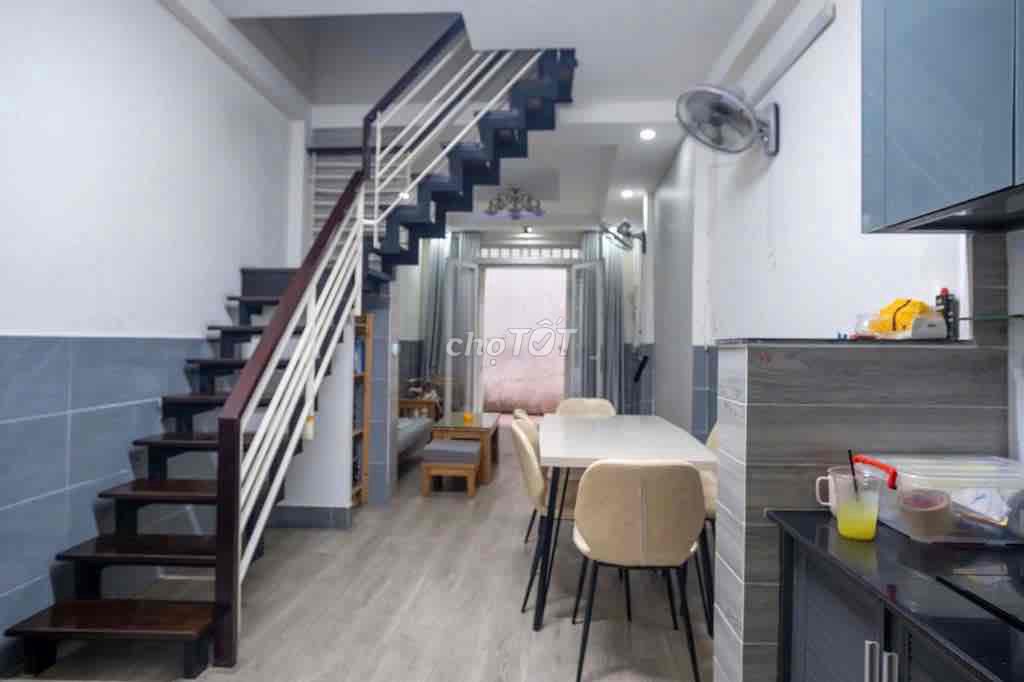 3-Bedroom Townhouse with Full Furniture in Tan Binh