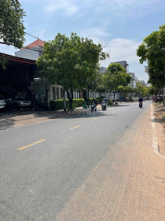 Spacious Commercial Property in Linh Trung, Thu Duc - Ideal for Multiple Business Types