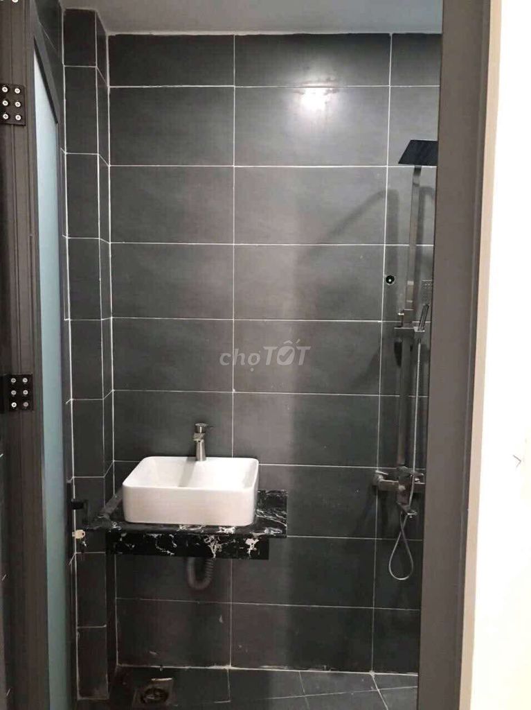 Modern 3BR Townhouse Near Tan Binh Market