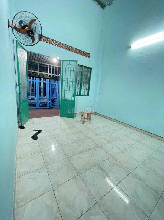 4.5 Rental - 2 Bedroom Ground Floor House in Dĩ An City