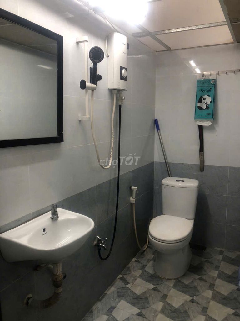 Modern 2BR Townhouse with Air Conditioning