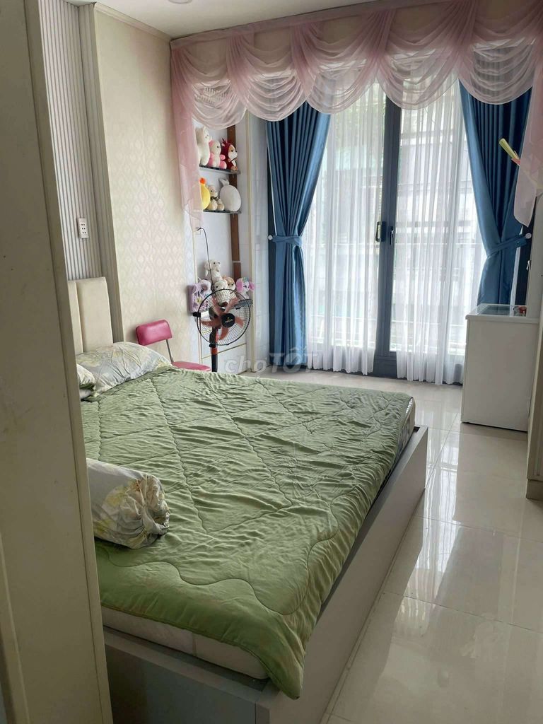 1 Bedroom Condo at The Line Phahonyothin Park - Modern Urban Living